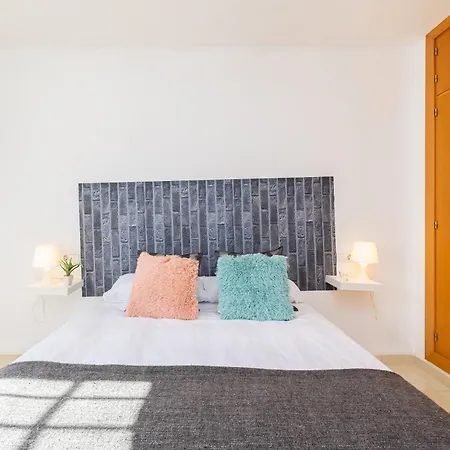 Apartment H2m Duplex Sancti Espiritu Sunny Terrace