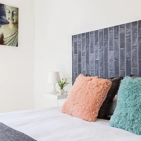 H2m Duplex Sancti Espiritu Sunny Terrace Malaga